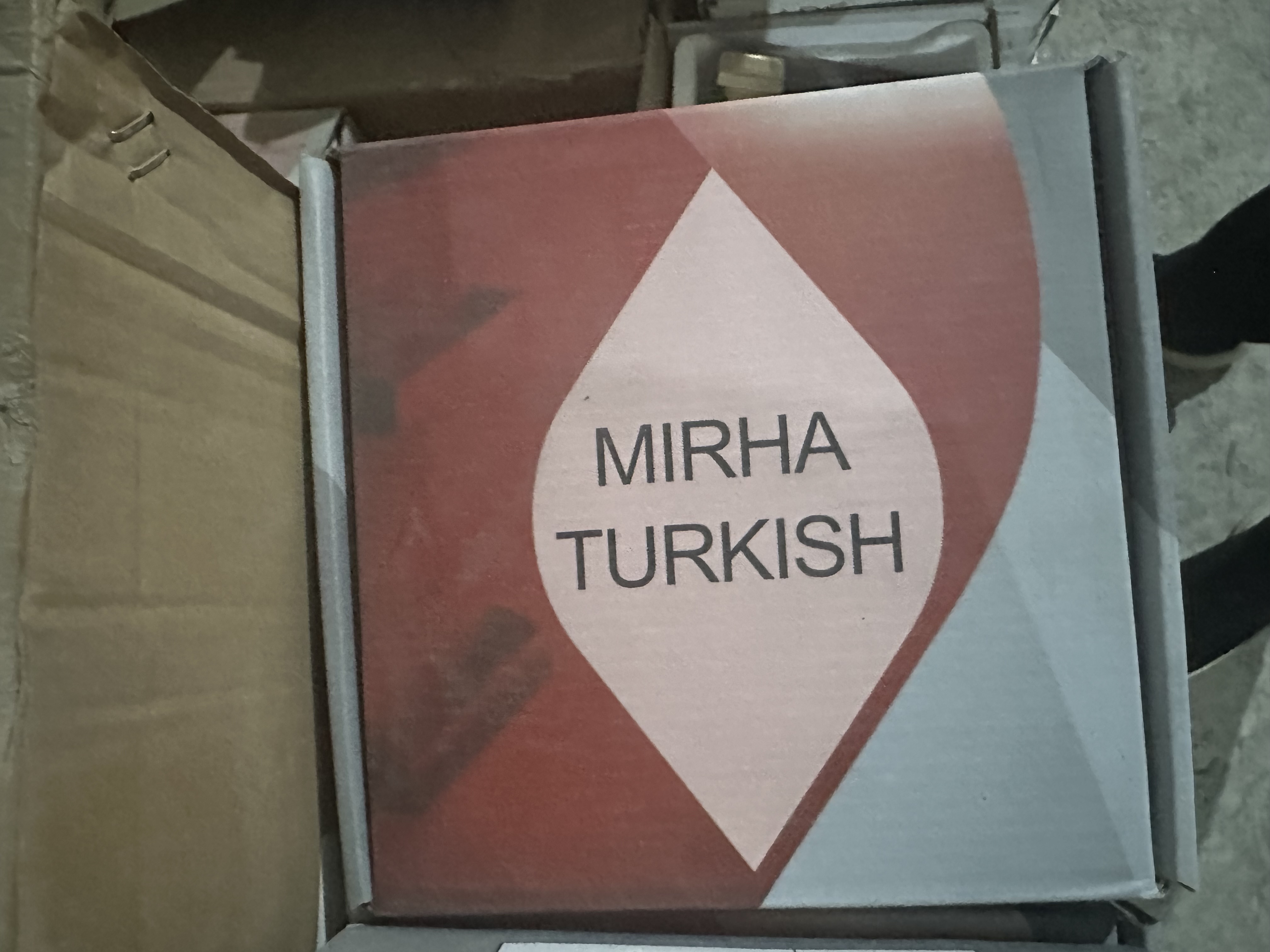 ٢پارچەی مێرا ئەسلی